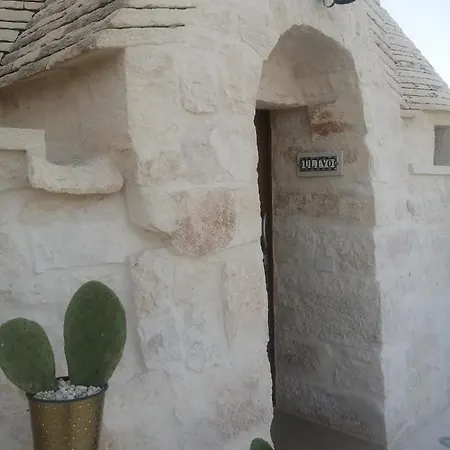Trullo Manivida Villa Locorotondo Exterior photo